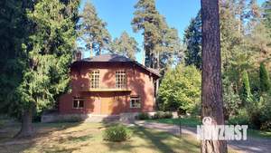 Дом 284м², 2-этажный, участок 26 сот.  