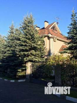 Дом 500м², 4-этажный, участок 30 сот.  