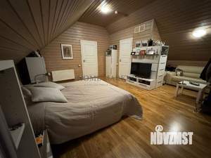 Дом 200м², 2-этажный, участок 11 сот.  