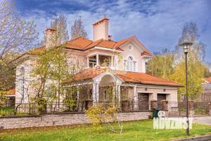 Дом 515м², 3-этажный, участок 22 сот.  