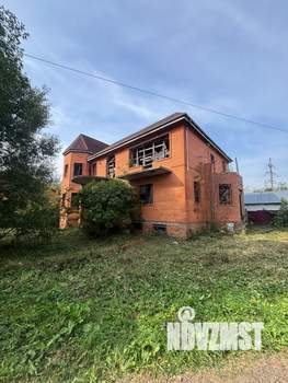 Дом 470м&sup2;, 2-этажный, участок 7 сот.  