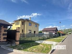 Дом 245м², 2-этажный, участок 14 сот.  