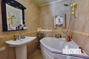 Коттедж 620м², 4-этажный, участок 13 сот.  