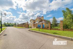 Дом 580м&sup2;, 2-этажный, участок 22 сот.  