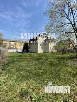 Дом 345м², 3-этажный, участок 12 сот.  