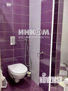 Дом 250м&sup2;, 3-этажный, участок 10 сот.  