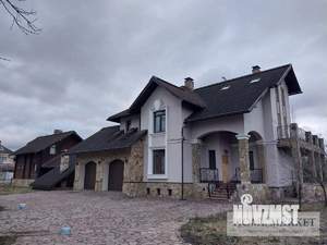 Дом 497м², 3-этажный, участок 18 сот.  