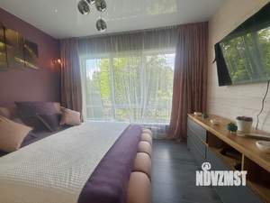 Коттедж 178м², 2-этажный, участок 5 сот.  