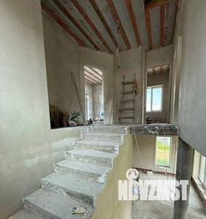 Дом 250м², 2-этажный, участок 10 сот.  