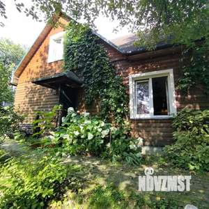 Дом 120м², 2-этажный, участок 8 сот.  