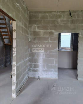 Дом 180м², 2-этажный, участок 12 сот.  