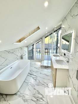 Коттедж 270м², 2-этажный, участок 8 сот.  