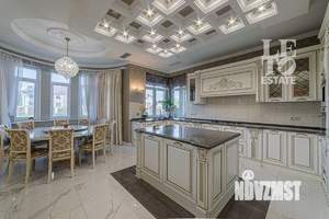 Дом 1150м², 4-этажный, участок 55 сот.  