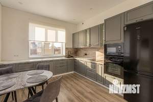 Коттедж 170м², 2-этажный, участок 5 сот.  