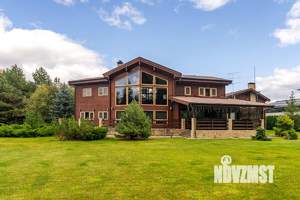 Дом 613м², 2-этажный, участок 43 сот.  