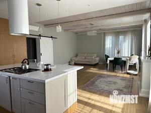 Дом 500м², 4-этажный, участок 9 сот.  