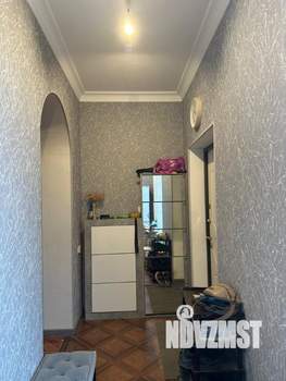 Дом 225м², 3-этажный, участок 3 сот.  