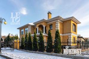 Дом 530м², 2-этажный, участок 16 сот.  