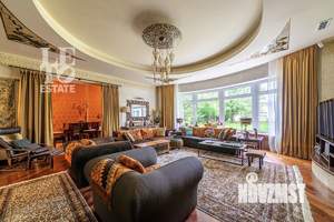Дом 850м², 3-этажный, участок 36 сот.  