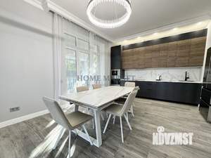 Дом 212м², 2-этажный, участок 7 сот.  