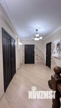 Коттедж 400м&sup2;, 4-этажный, участок 8 сот.  