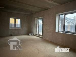 Коттедж 208м², 2-этажный, участок 6 сот.  