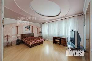 Коттедж 482м², 2-этажный, участок 18 сот.  