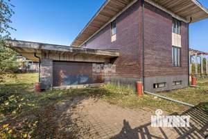 Дом 700м², 2-этажный, участок 25 сот.  