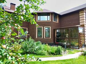 Коттедж 320м&sup2;, 2-этажный, участок 8 сот.  