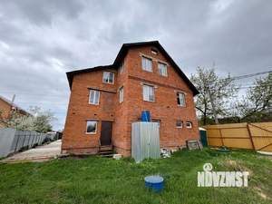 Коттедж 242м², 3-этажный, участок 13 сот.  