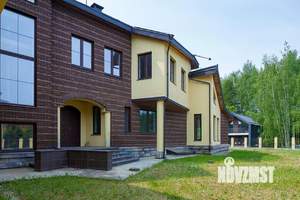 Коттедж 1252м², 3-этажный, участок 30 сот.  