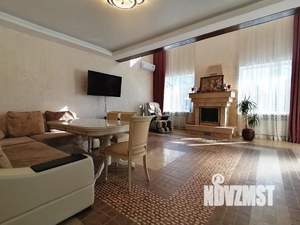 Коттедж 252м², 2-этажный, участок 14 сот.  