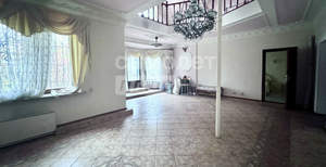 Дом 288м&sup2;, 2-этажный, участок 14 сот.  