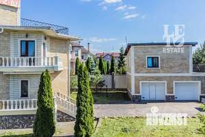 Дом 480м², 4-этажный, участок 30 сот.  