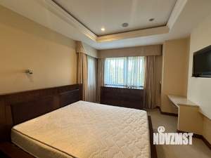Коттедж 420м², 3-этажный, участок 9 сот.  