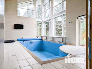 Дом 644м&sup2;, 4-этажный, участок 19 сот.  