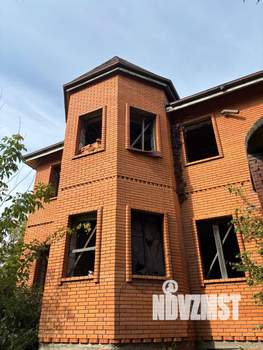 Дом 470м&sup2;, 2-этажный, участок 7 сот.  