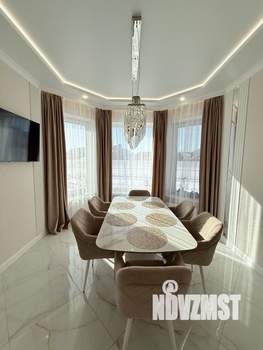 Коттедж 210м², 2-этажный, участок 13 сот.  