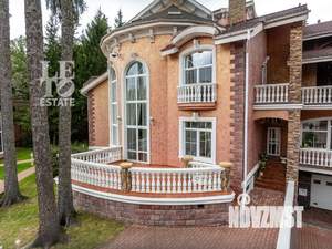 Коттедж 1177м², 4-этажный, участок 25 сот.  