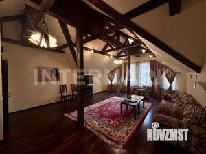 Коттедж 490м², 3-этажный, участок 17 сот.  