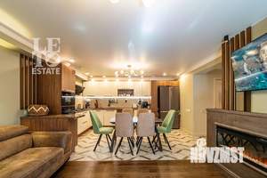 Таунхаус 220м², 5-этажный, участок 2 сот.  