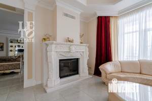 Дом 1110м², 4-этажный, участок 26 сот.  