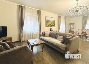 Дом 484м², 2-этажный, участок 6 сот.  