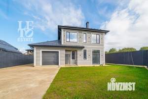 Дом 220м², 2-этажный, участок 8 сот.  