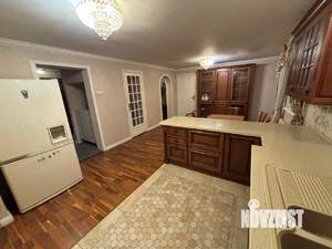 Дом 348м², 2-этажный, участок 7 сот.  