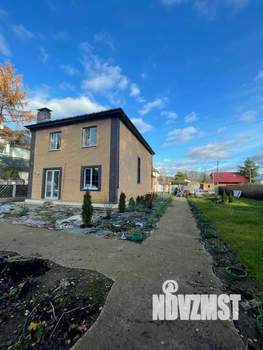 Дом 196м², 2-этажный, участок 11 сот.  