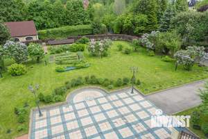 Дом 820м², 2-этажный, участок 50 сот.  