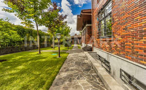 Дом 745м², 2-этажный, участок 20 сот.  