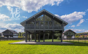 Дом 322м², 2-этажный, участок 13 сот.  