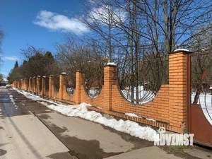 Дом 350м², 3-этажный, участок 25 сот.  